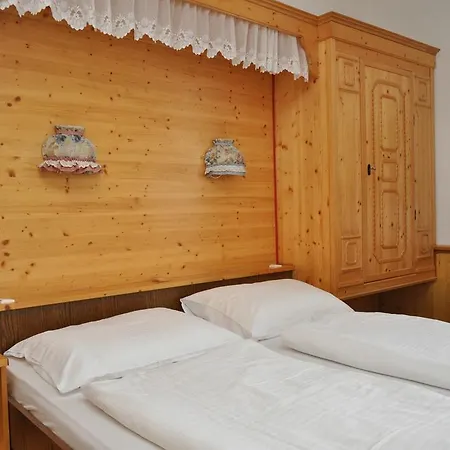 Appartement Haus Weisses Lamm Weitensfeld